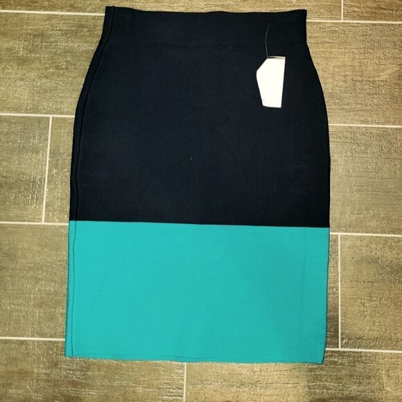 BCBGMAXAZRIA Color Block Scarlett pencil skirt - Picture 3 of 7